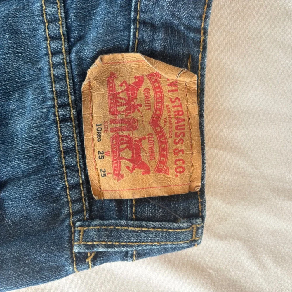 Levis 514 Straight Fit Kids Jeans Size 10 Reg Blue‎ Denim Medium Wash 25x25